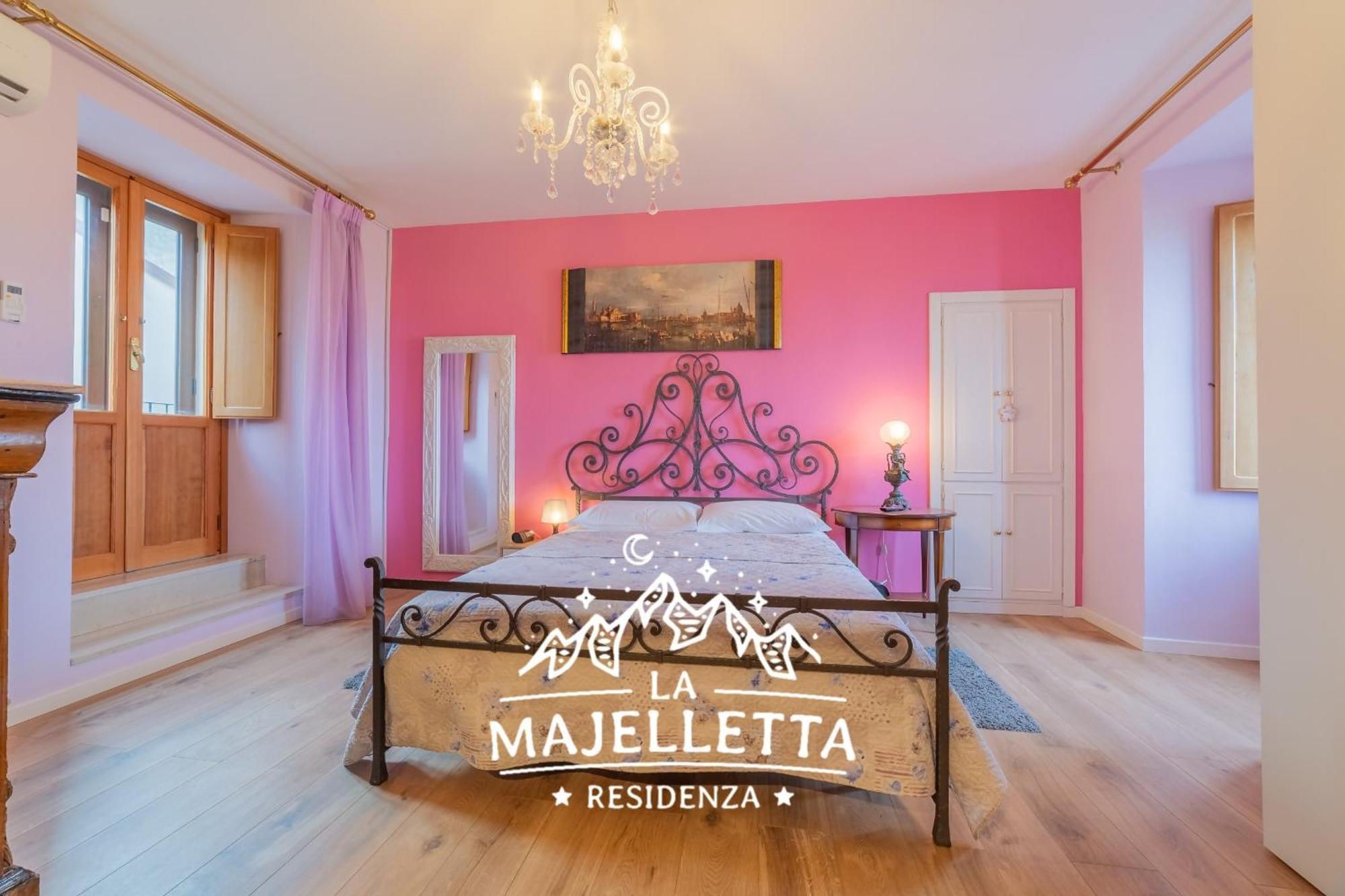 La Majelletta Bed & Breakfast グアルディアグレーレ エクステリア 写真