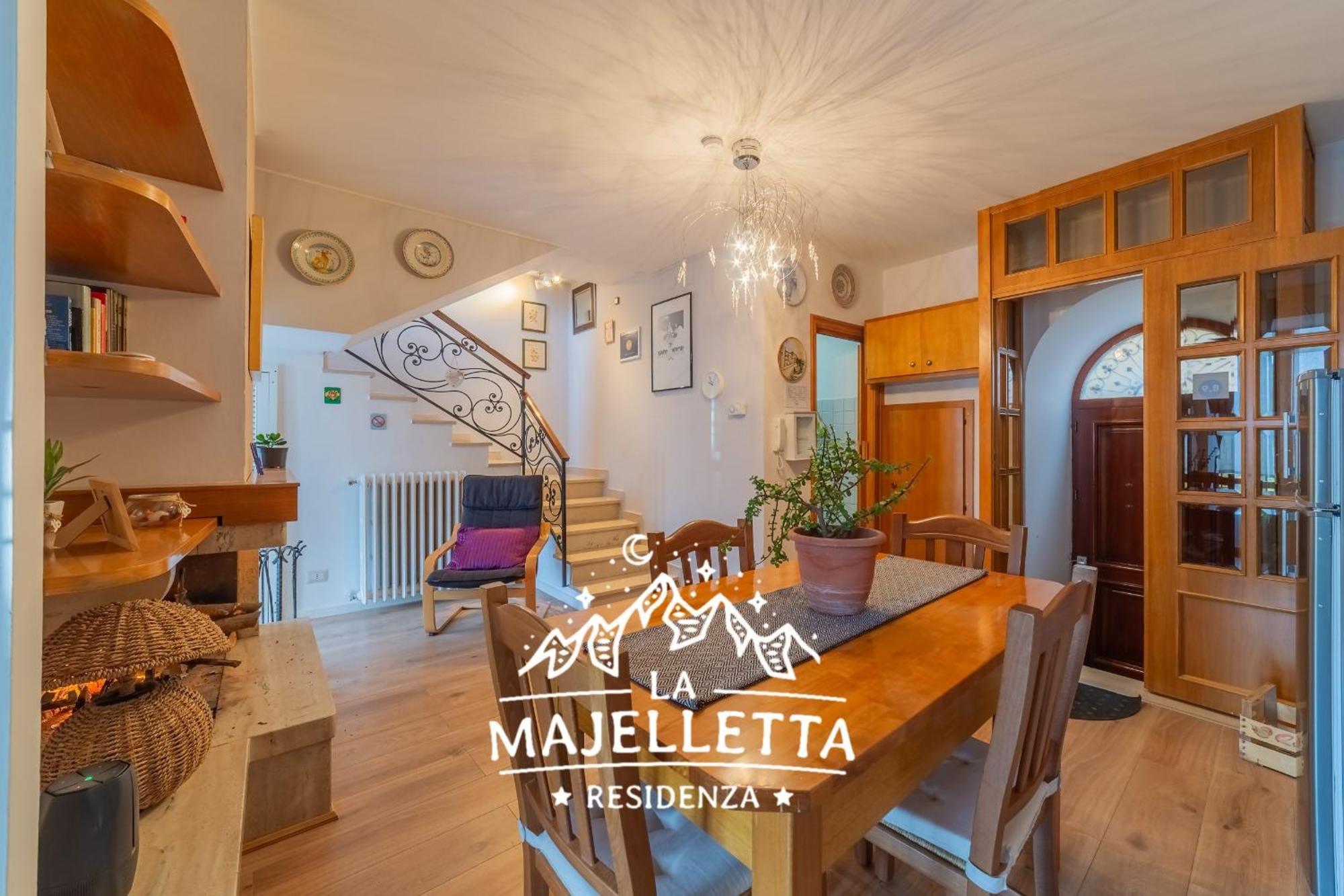 La Majelletta Bed & Breakfast グアルディアグレーレ エクステリア 写真