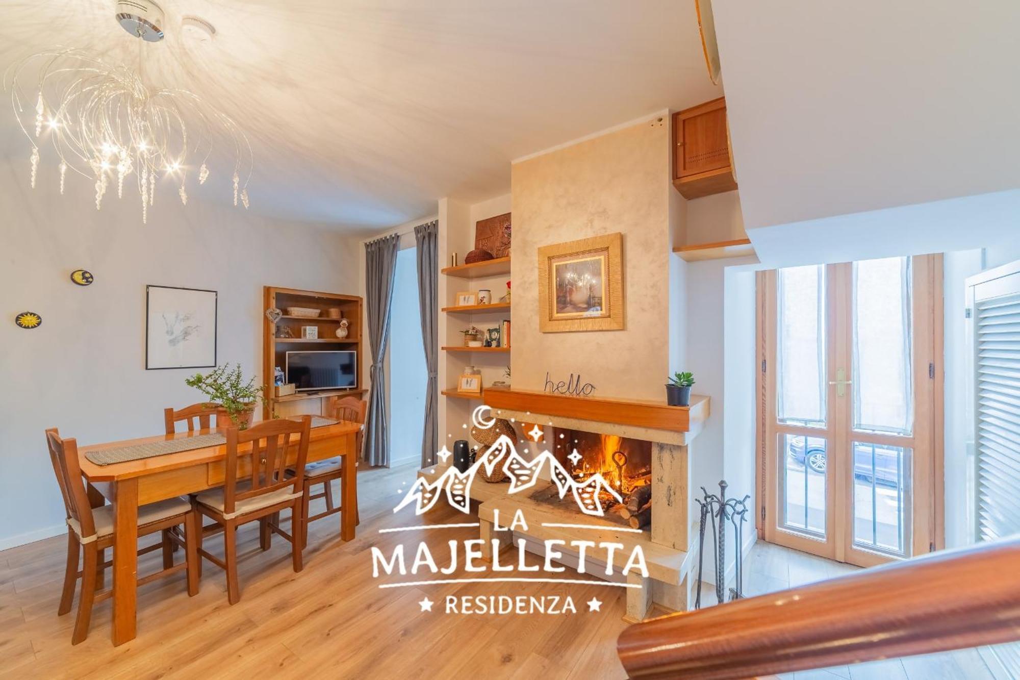 La Majelletta Bed & Breakfast グアルディアグレーレ エクステリア 写真