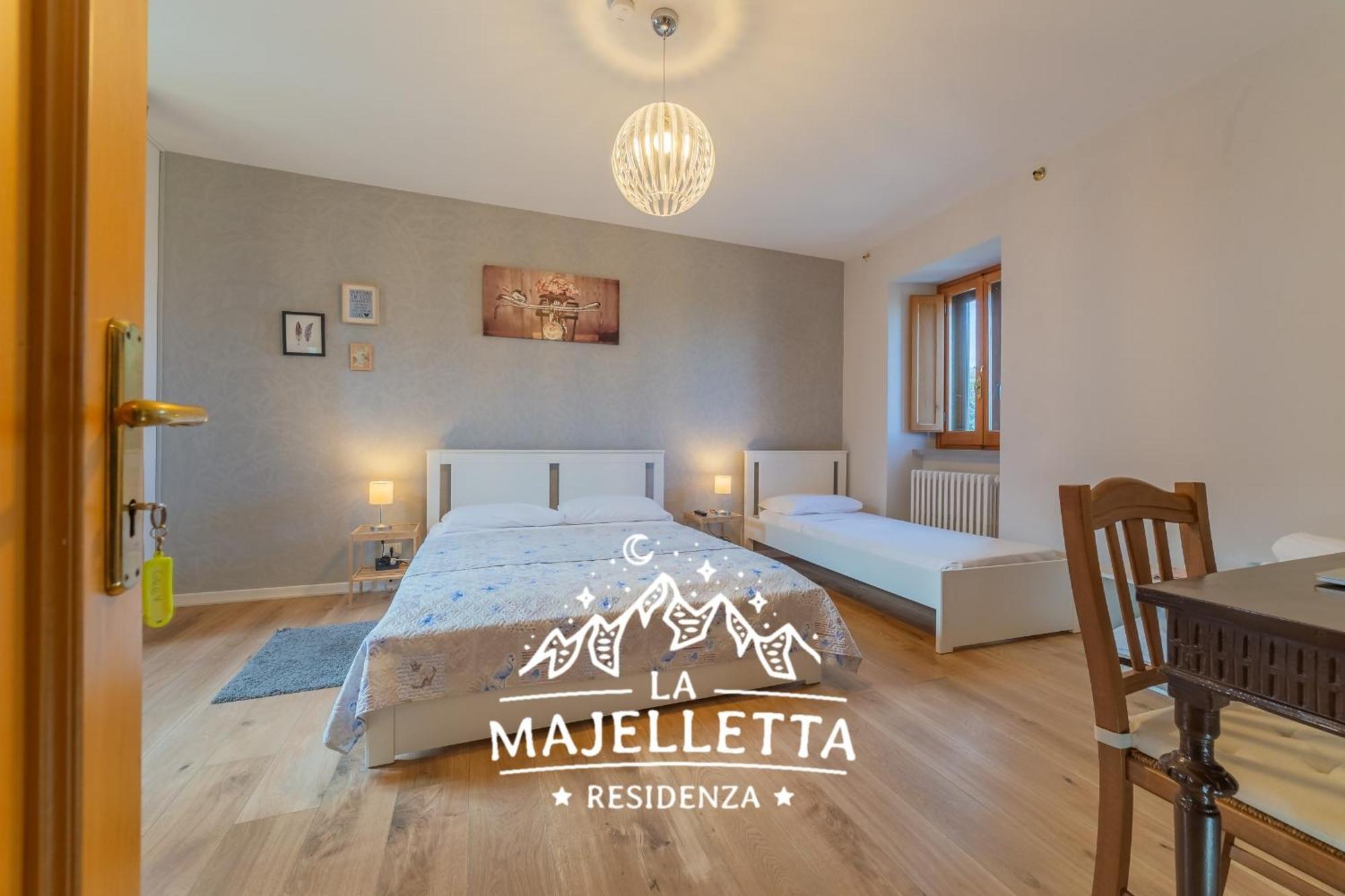 La Majelletta Bed & Breakfast グアルディアグレーレ 部屋 写真